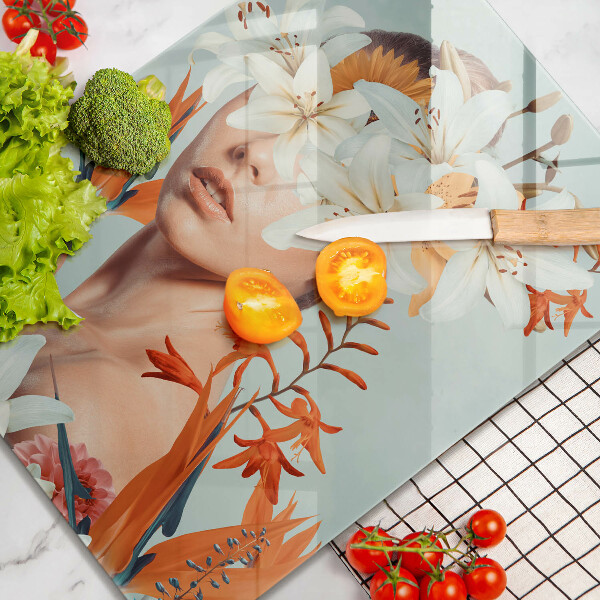 Skleněná krájecí deska Žena v květinách