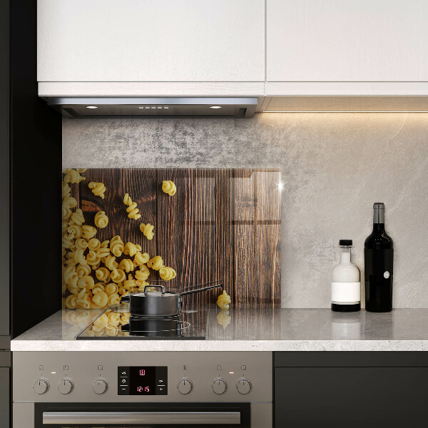 Skleněná deska za sporák Těstoviny na stole