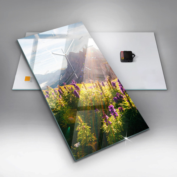 Vertikální nástěnné hodiny Levandulová louka