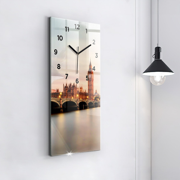 Vertikální nástěnné hodiny Big Ben londýnské panorama