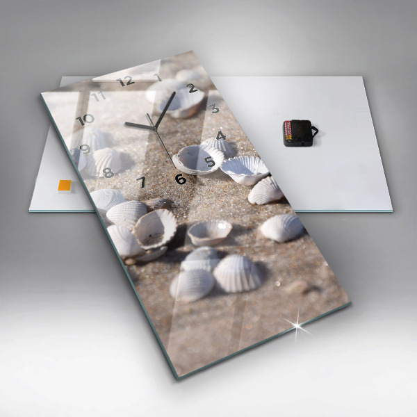 Vertikální skleněné hodiny Mušle na pláži