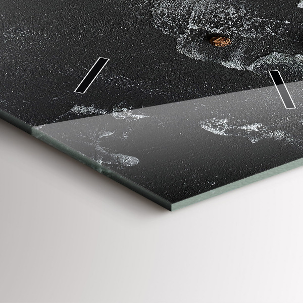 Vertikální nástěnné hodiny Koření na pultu