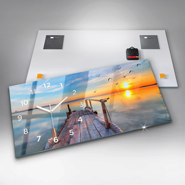 Horizontální hodiny na skle Jezerní most
