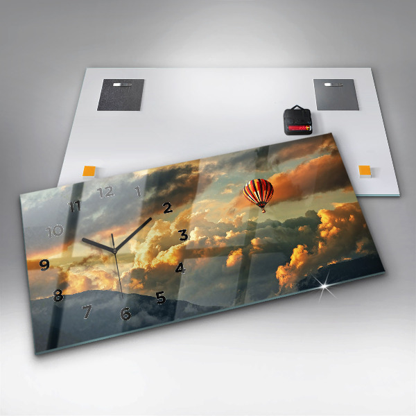 Horizontální hodiny na skle Let balonu v oblacích