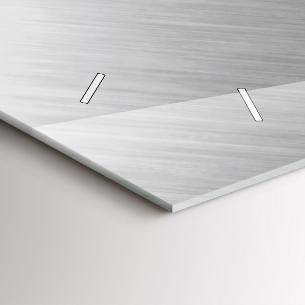 Horizontální hodiny na skle Kovová zeď