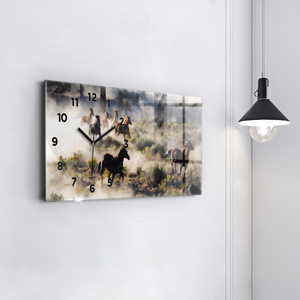 Horizontální hodiny na skle Stádo splašených koní