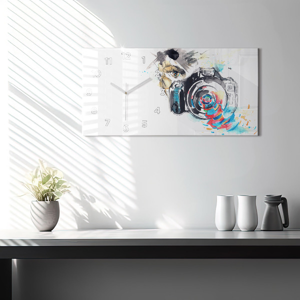 Horizontální hodiny na skle Fotografka s kamerou