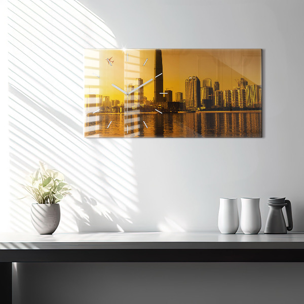 Horizontální hodiny na skle Řeka Ču-ťiang