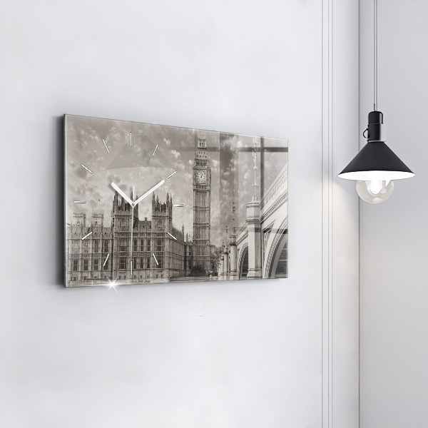 Horizontální hodiny na skle Londýn Anglie Big Ben