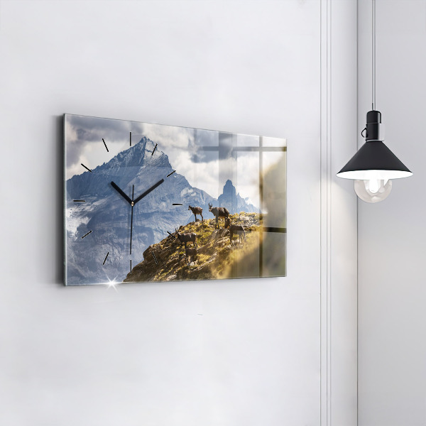 Horizontální skleněné hodiny na stěnu Koza v údolí Aosta