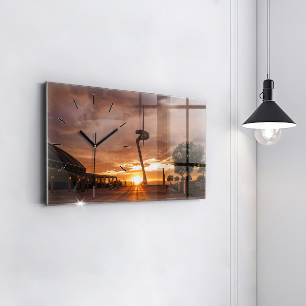 Horizontální skleněné hodiny na stěnu Olympijský park v Barceloně