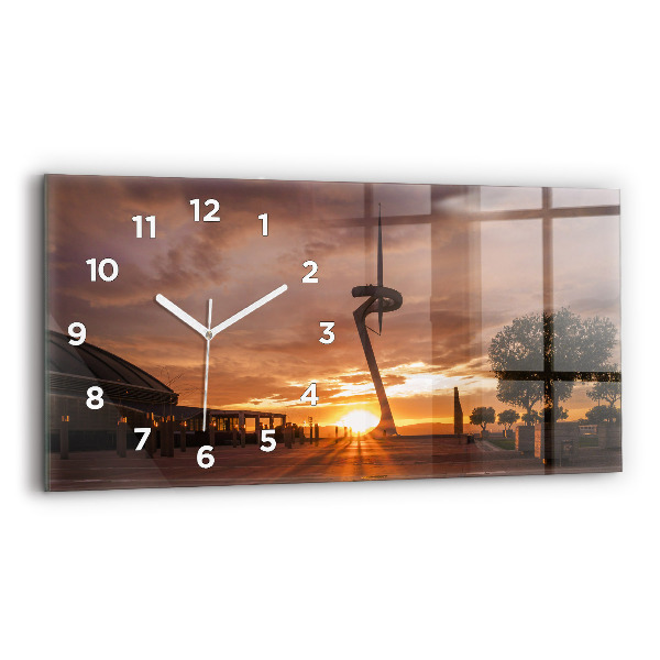 Horizontální skleněné hodiny na stěnu Olympijský park v Barceloně