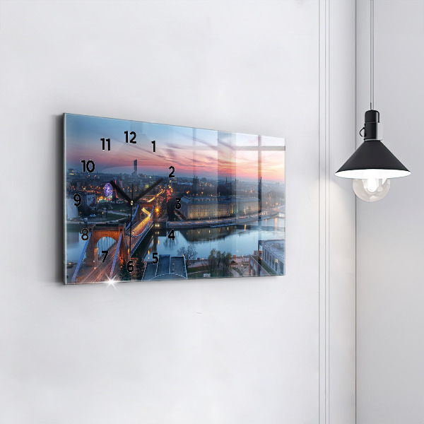 Horizontální hodiny na skle Vratislav z dronu