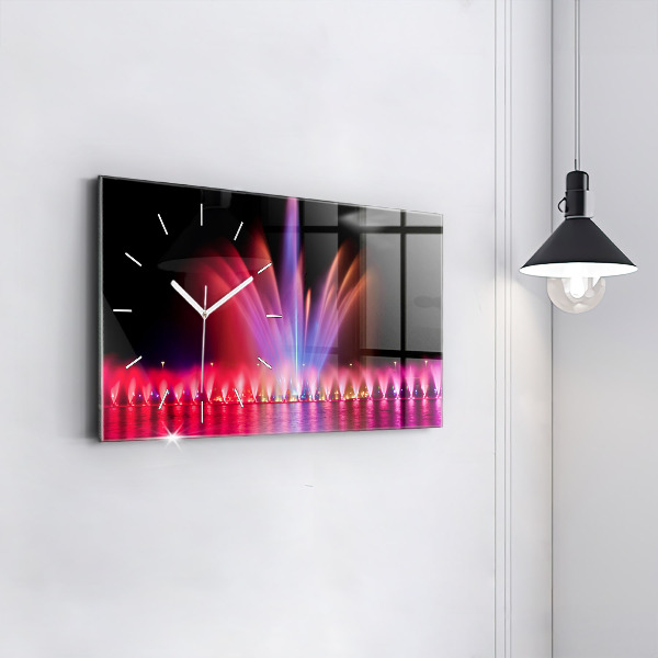 Horizontální hodiny na skle Vratislavská fontána v noci