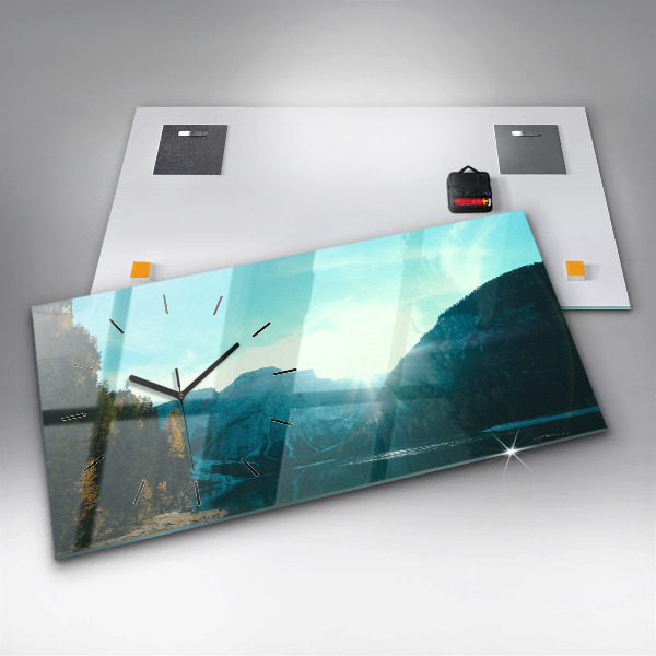 Horizontální skleněné hodiny na stěnu Hory a řeka v Polsku