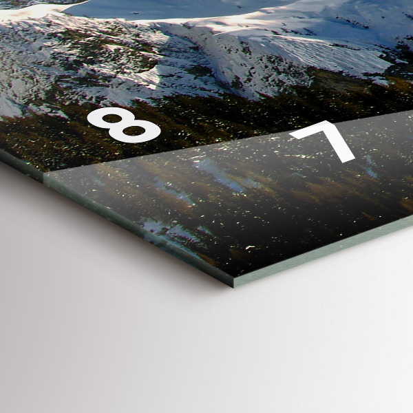 Horizontální skleněné hodiny na stěnu Hory pod modrou oblohou