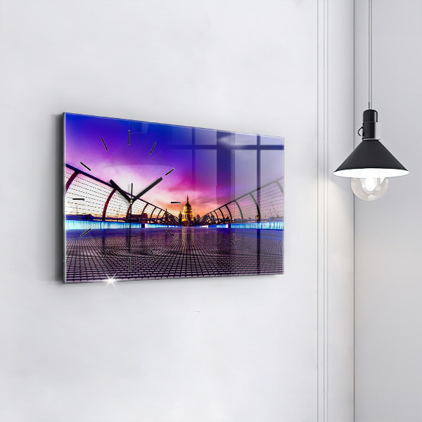 Horizontální skleněné hodiny na stěnu Katedrála svatého Pavla