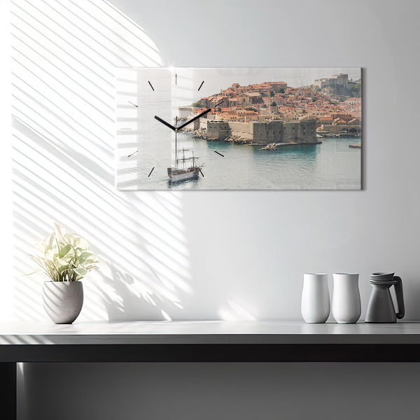 Horizontální skleněné hodiny na stěnu Plachetnice v Dubrovníku
