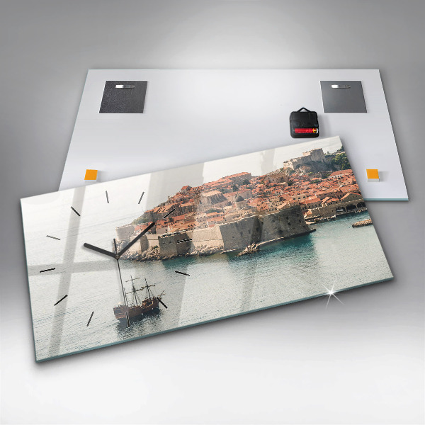 Horizontální skleněné hodiny na stěnu Plachetnice v Dubrovníku