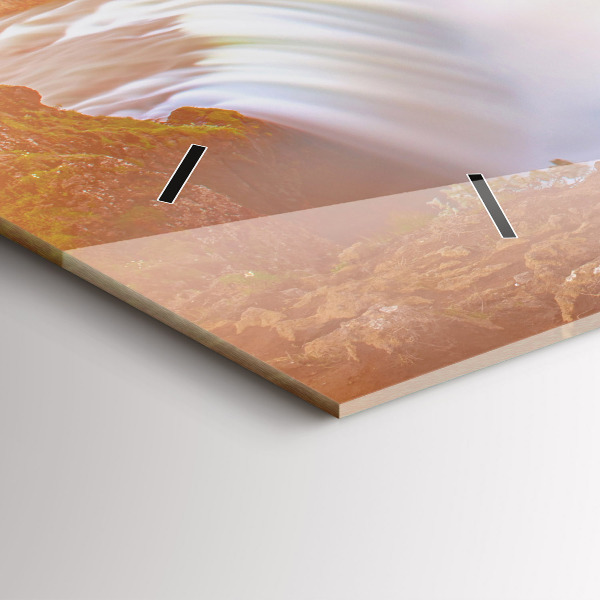 Horizontální hodiny na skle Godafoss na Islandu