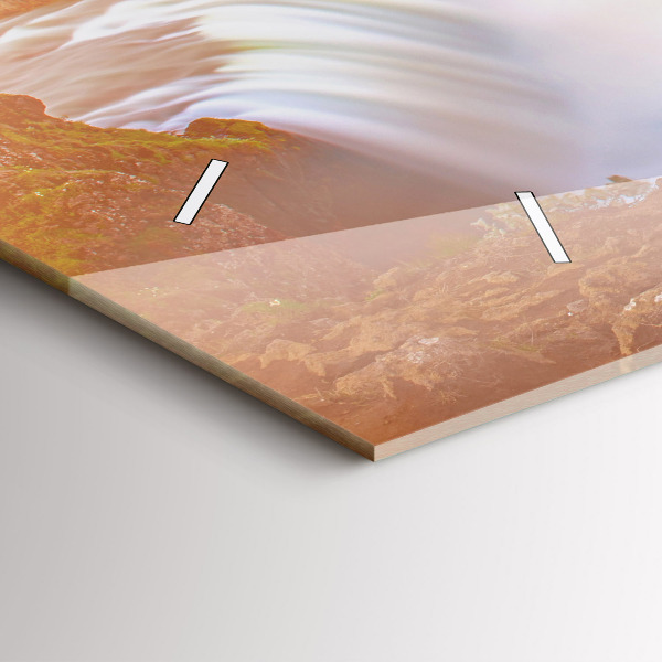 Horizontální hodiny na skle Godafoss na Islandu