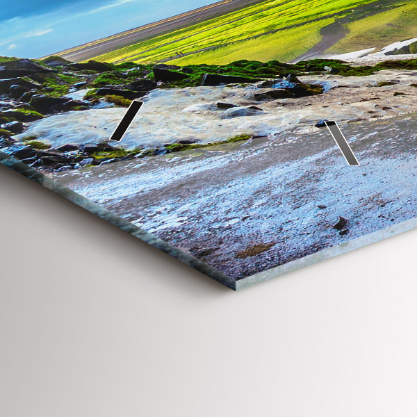 Horizontální hodiny na skle Vodopád na Islandu