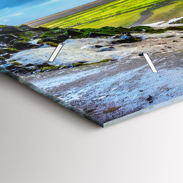 Horizontální hodiny na skle Vodopád na Islandu