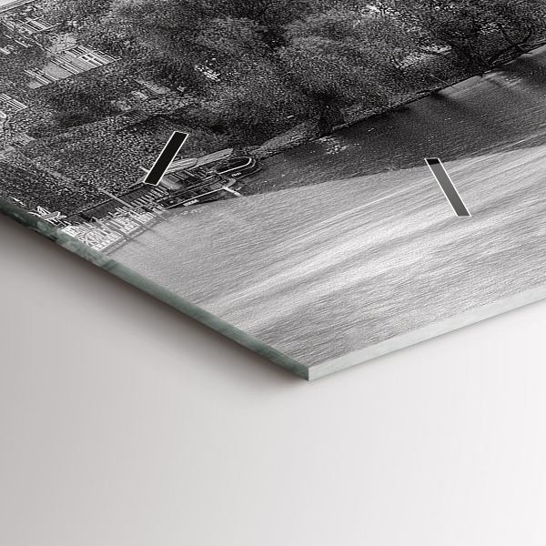 Horizontální hodiny na skle Pohled na Karlův most v Praze