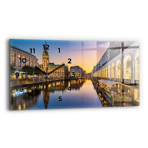 Horizontální hodiny na skle Hamburská radnice