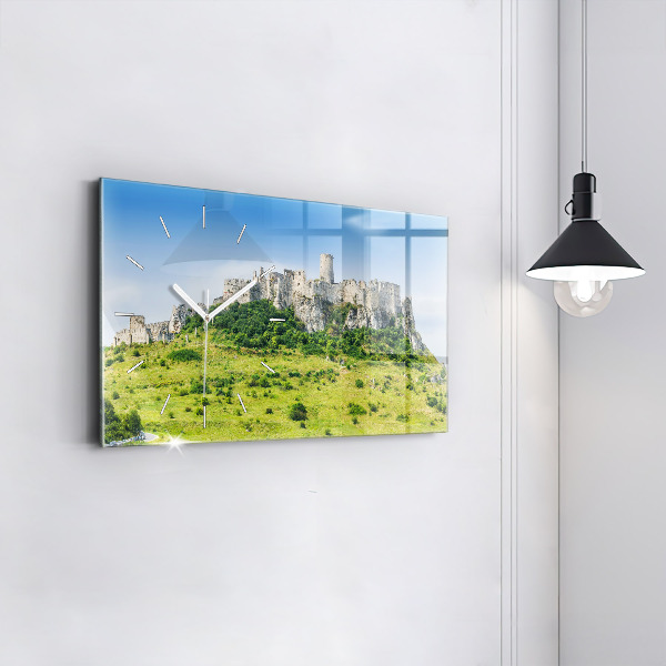 Horizontální hodiny na skle Spišský hrad na Slovensku