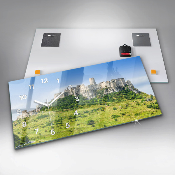 Horizontální hodiny na skle Spišský hrad na Slovensku