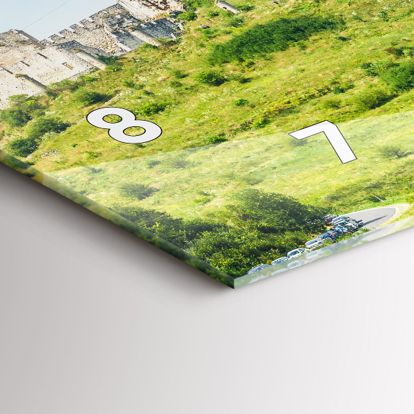 Horizontální hodiny na skle Spišský hrad na Slovensku