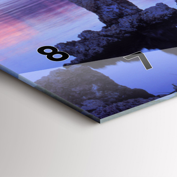 Horizontální hodiny na skle Kalifornské jezero