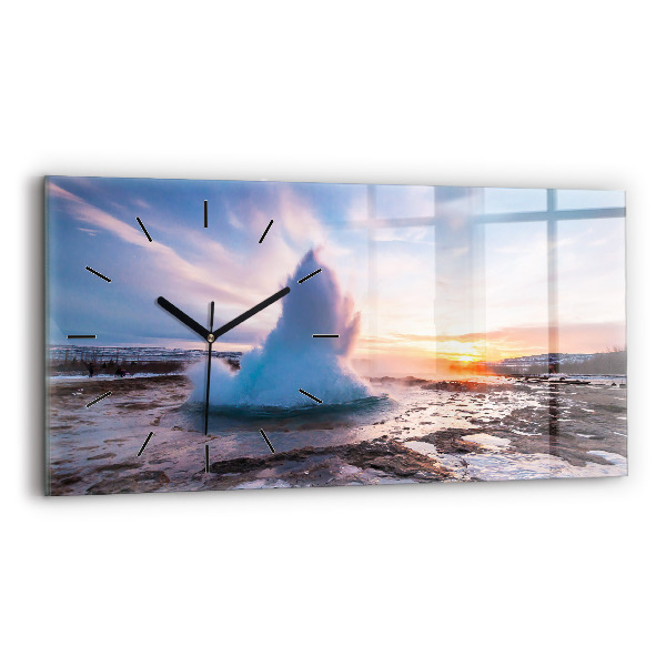 Horizontální hodiny na skle Gejzír na ostrově Island