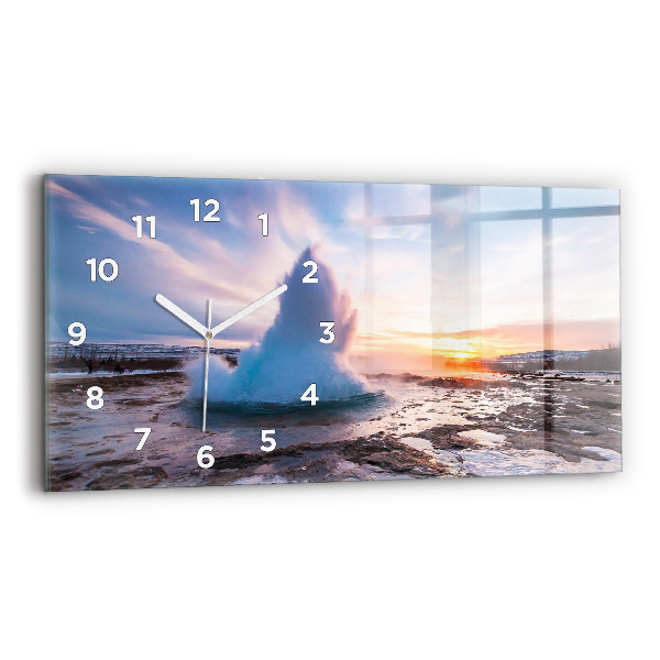 Horizontální hodiny na skle Gejzír na ostrově Island