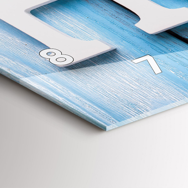 Horizontální hodiny na skle Nápis na domě