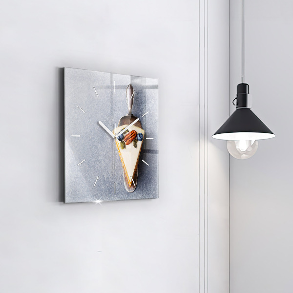 Čtvercové nástěnné hodiny Kousek dortu