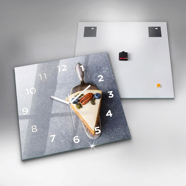 Čtvercové nástěnné hodiny Kousek dortu