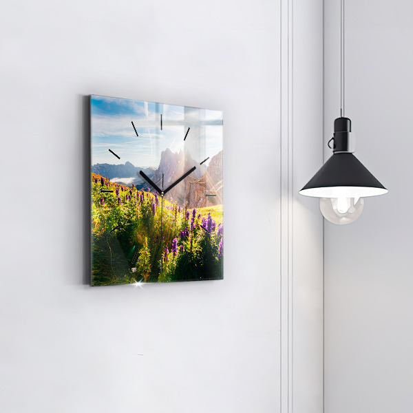 Čtvercové nástěnné hodiny Levandulová louka