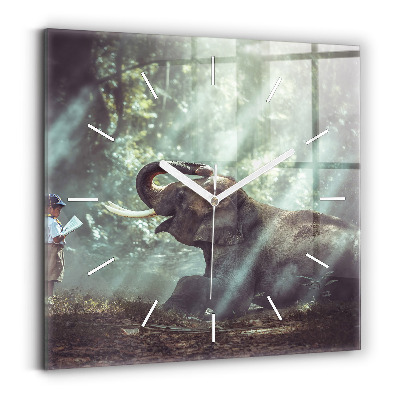 Čtvercové nástěnné hodiny Chlapec si čte knihu