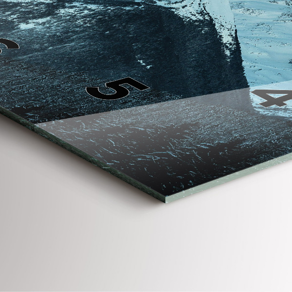 Čtvercové nástěnné hodiny Horské pásmo v zimě