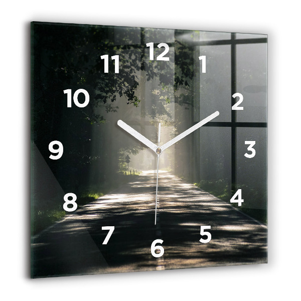 Čtvercové nástěnné hodiny Lesní cesta a pruhy slunce