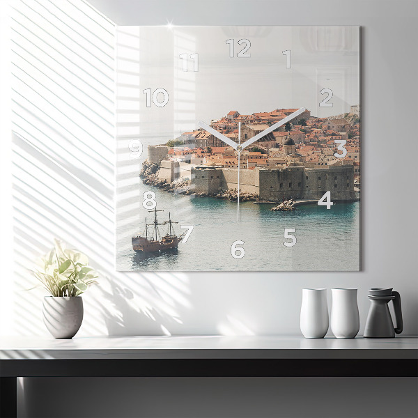 Čtvercové nástěnné hodiny Plachetnice v Dubrovníku