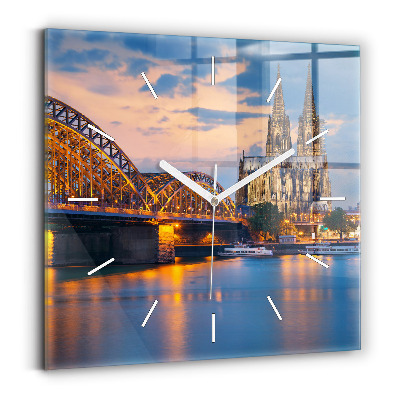 Skleněné hodiny čtvercové Pohled na radnici