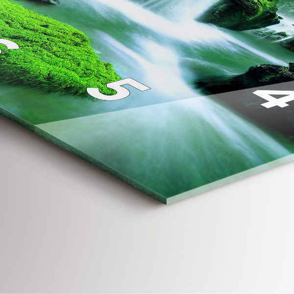 Čtvercové nástěnné hodiny Vodopád mezi mechem