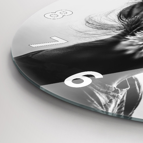 Kulaté skleněné hodiny s fotkou Portrét ženy