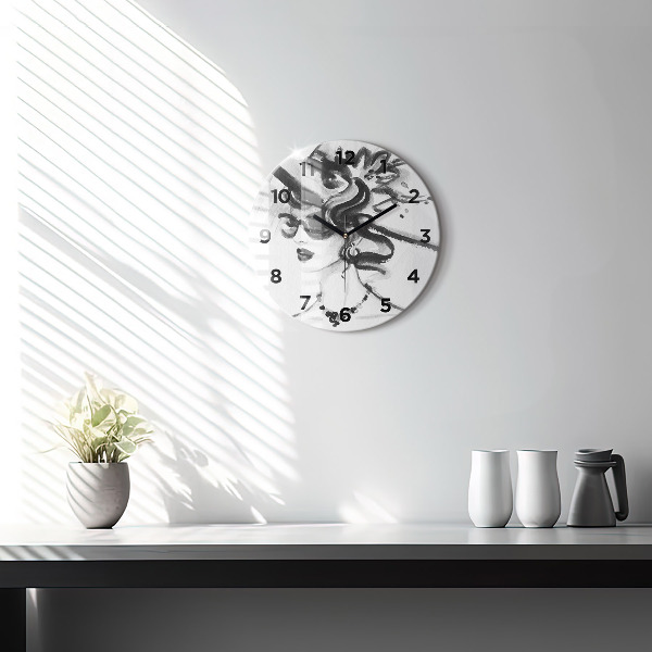 Kulaté skleněné hodiny s fotkou Módní žena