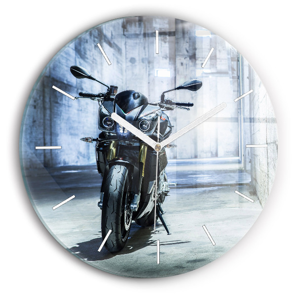 Kulaté skleněné hodiny s fotkou Motorka v uličce