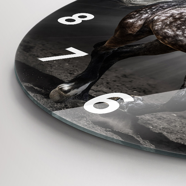 Kulaté skleněné hodiny s fotkou Cválající kůň