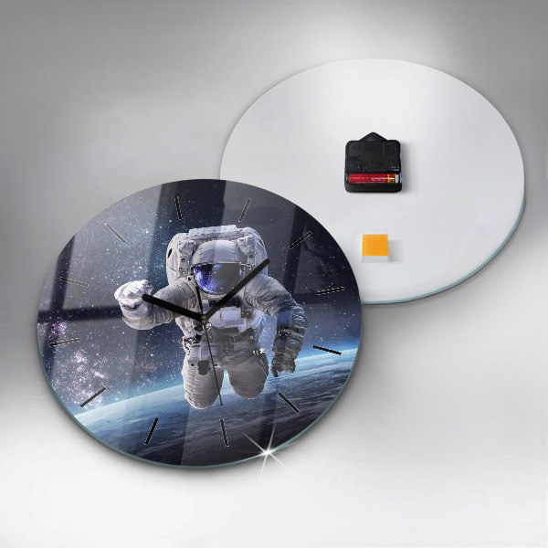 Kulaté skleněné hodiny s fotkou Astronaut nad zemí